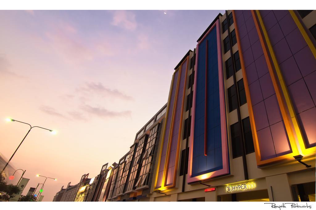 Hyper Inn Bandung Exterior foto